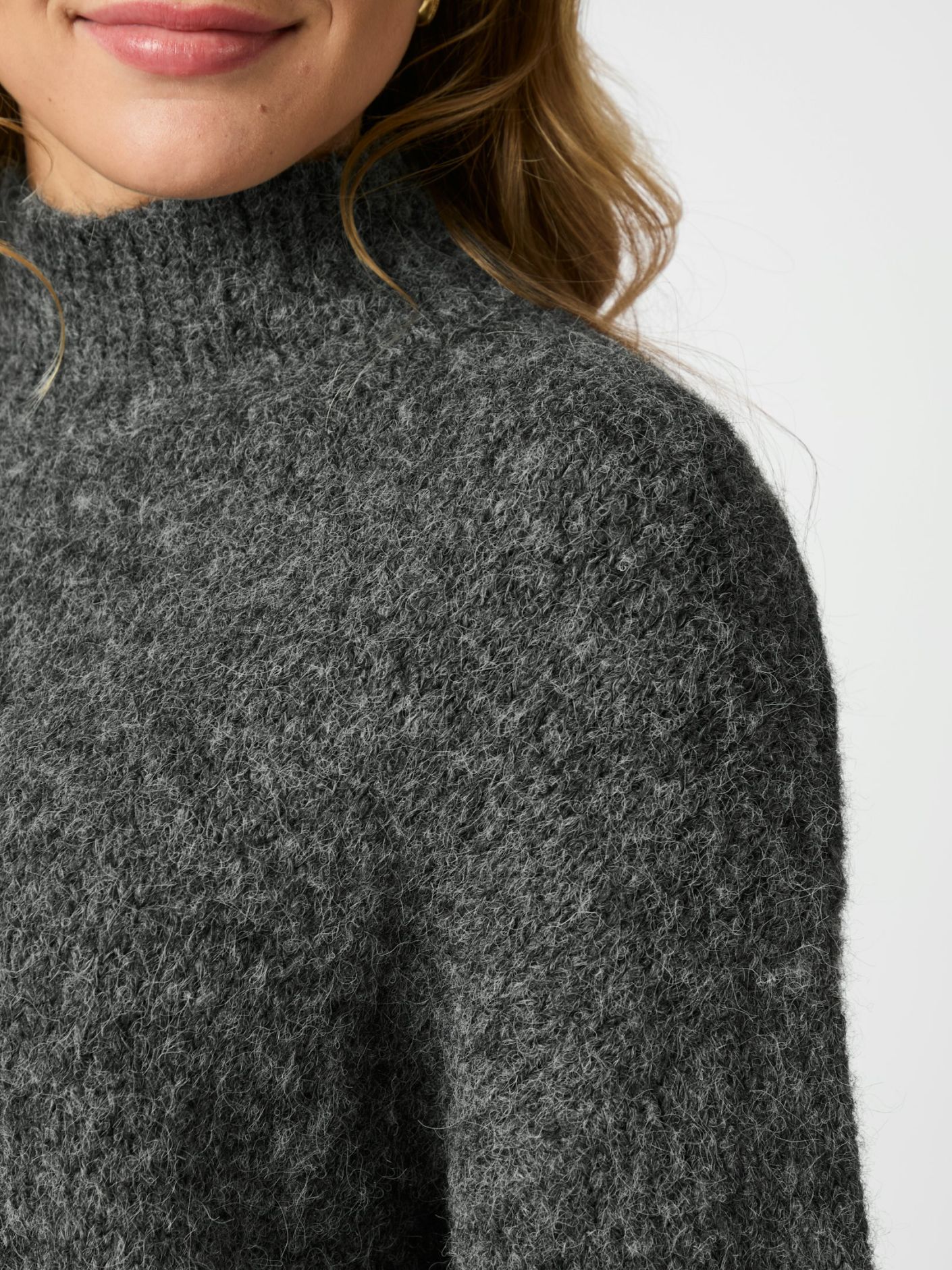 Paulina Fluffy Knit