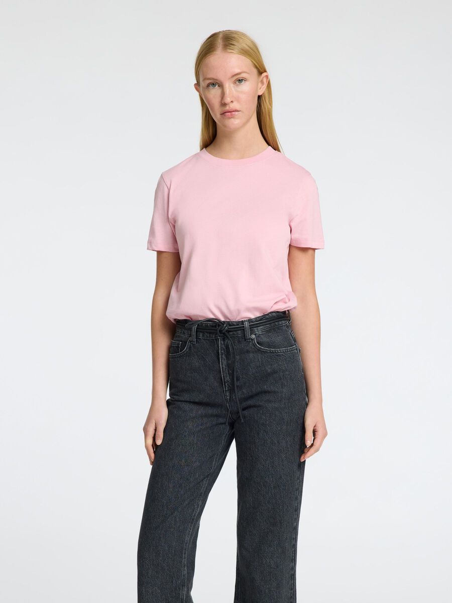 Essential Tee