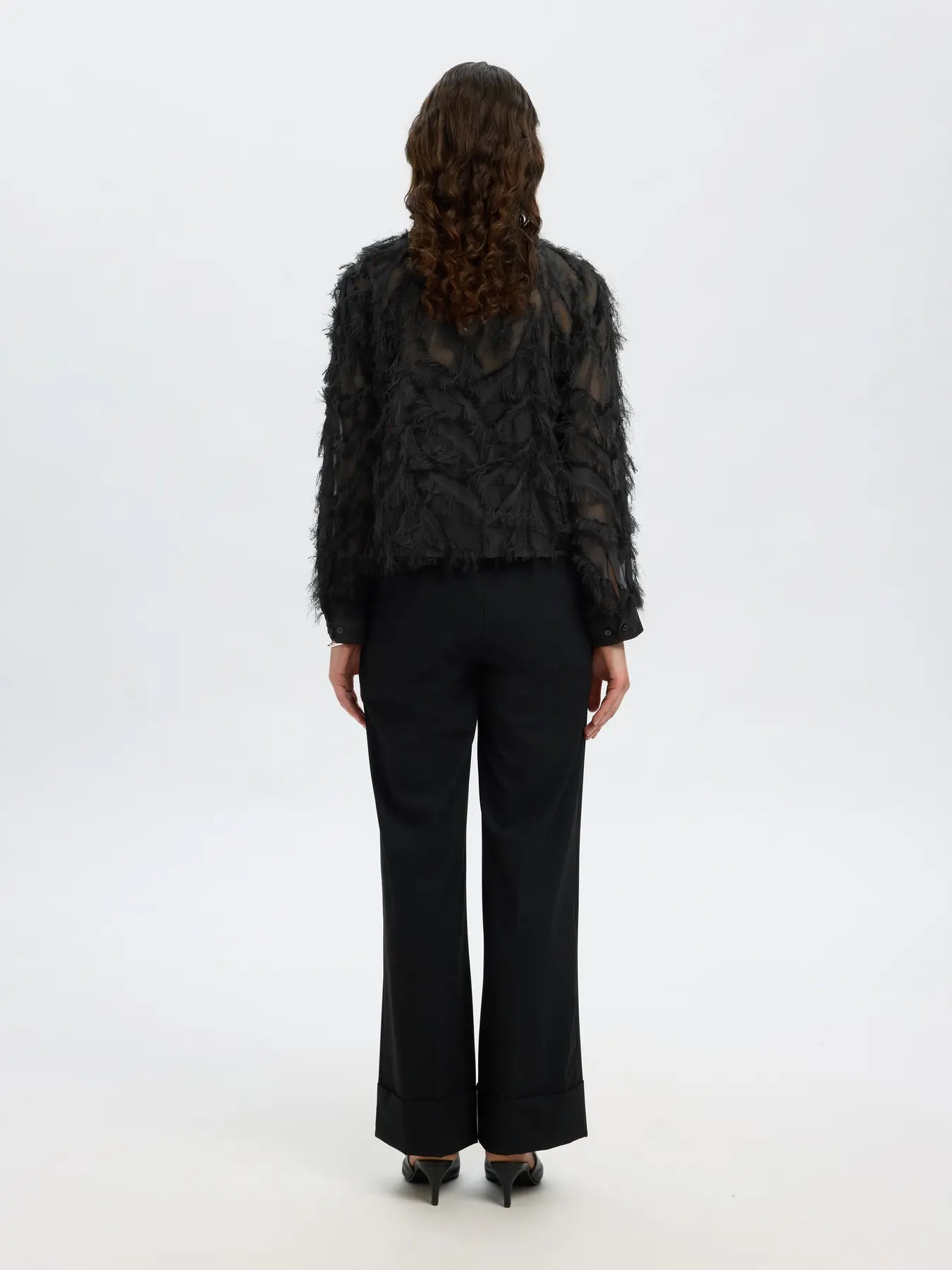 Myline LS Fluffy Cropped Shirt B