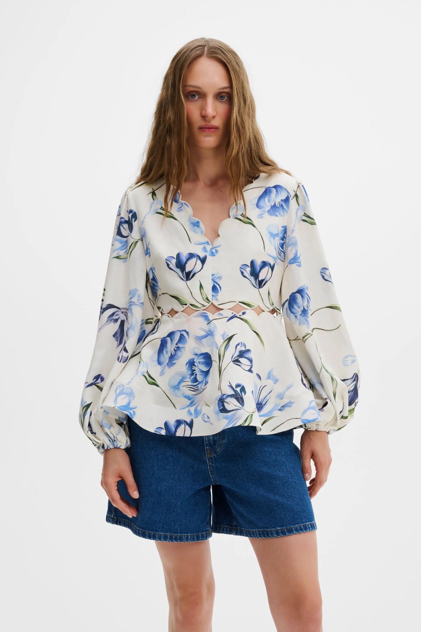 Maya Baloon Sleeve Blouse