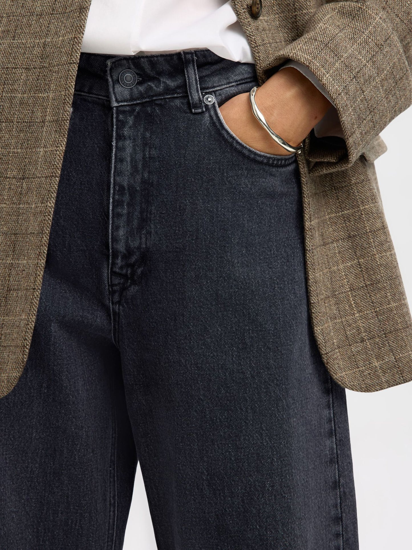 Loose Barrel Anne Kori Jeans