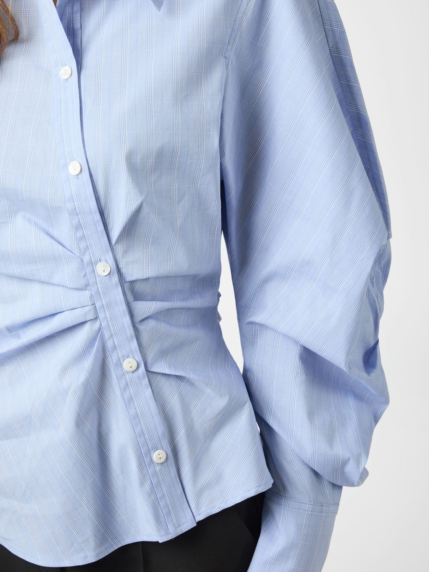 Neoella Shirt