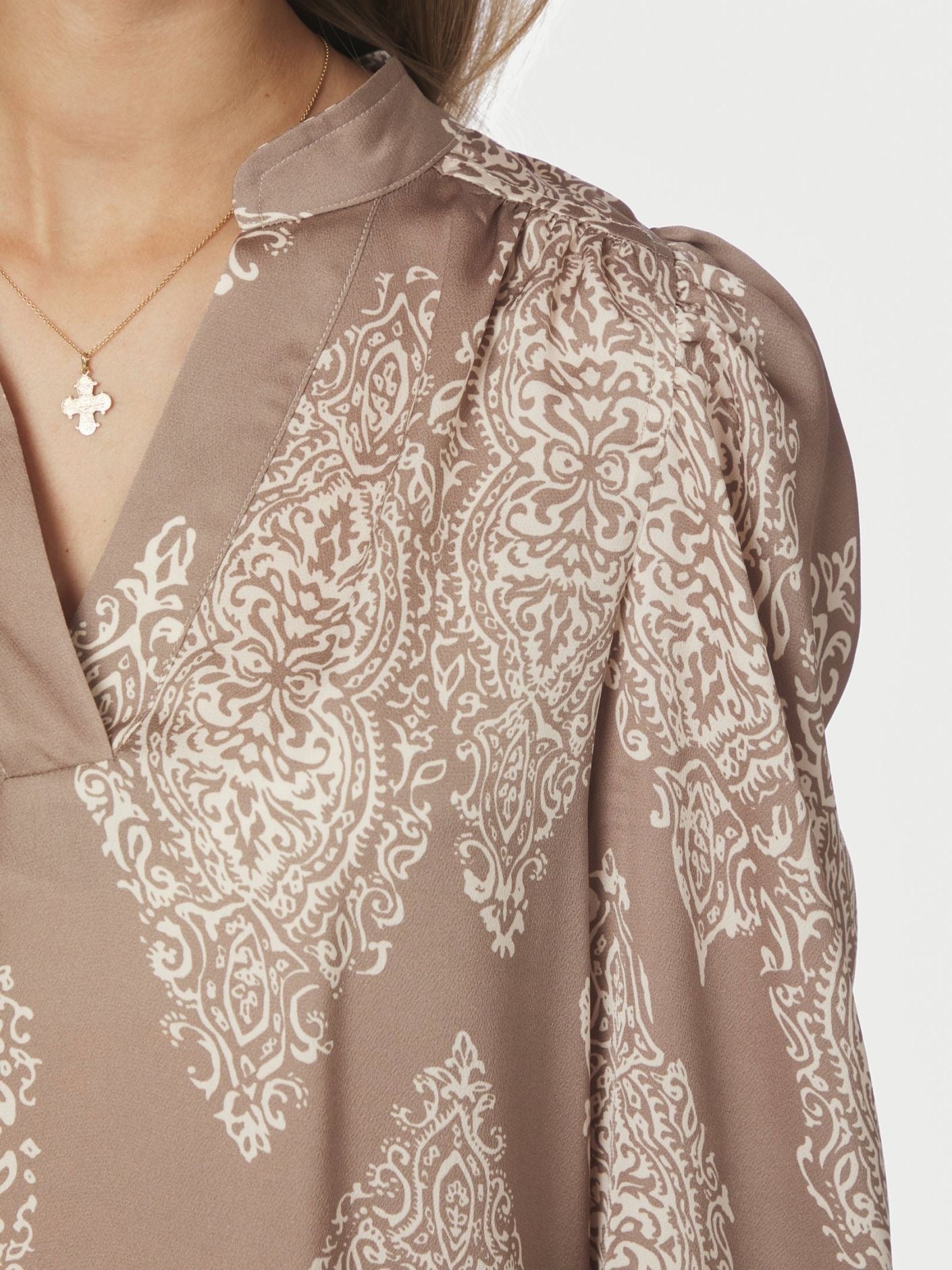 Rosslyn Heavy Sateen Blouse
