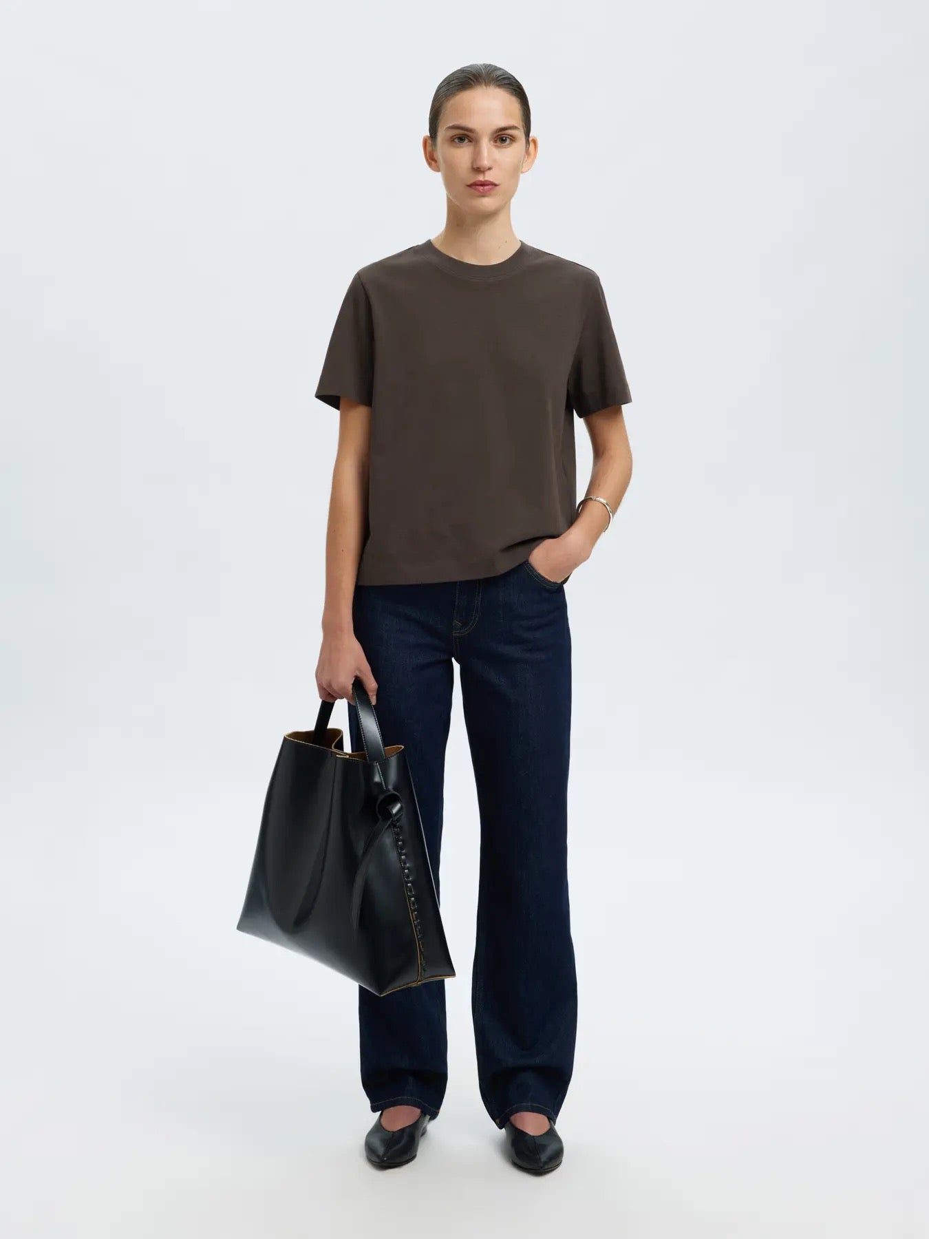 Essential Tee