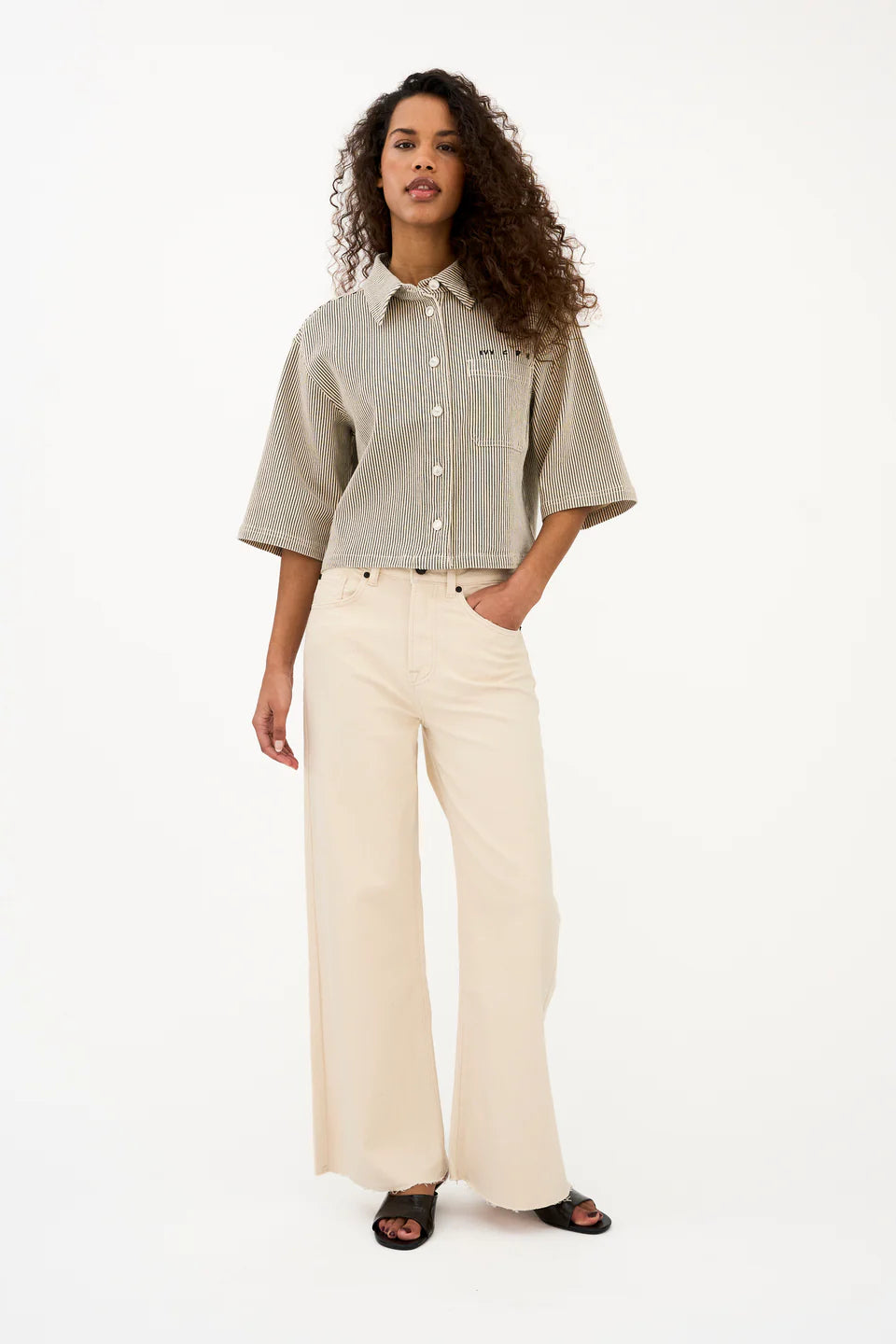 Medina Wide Cropped Jeans