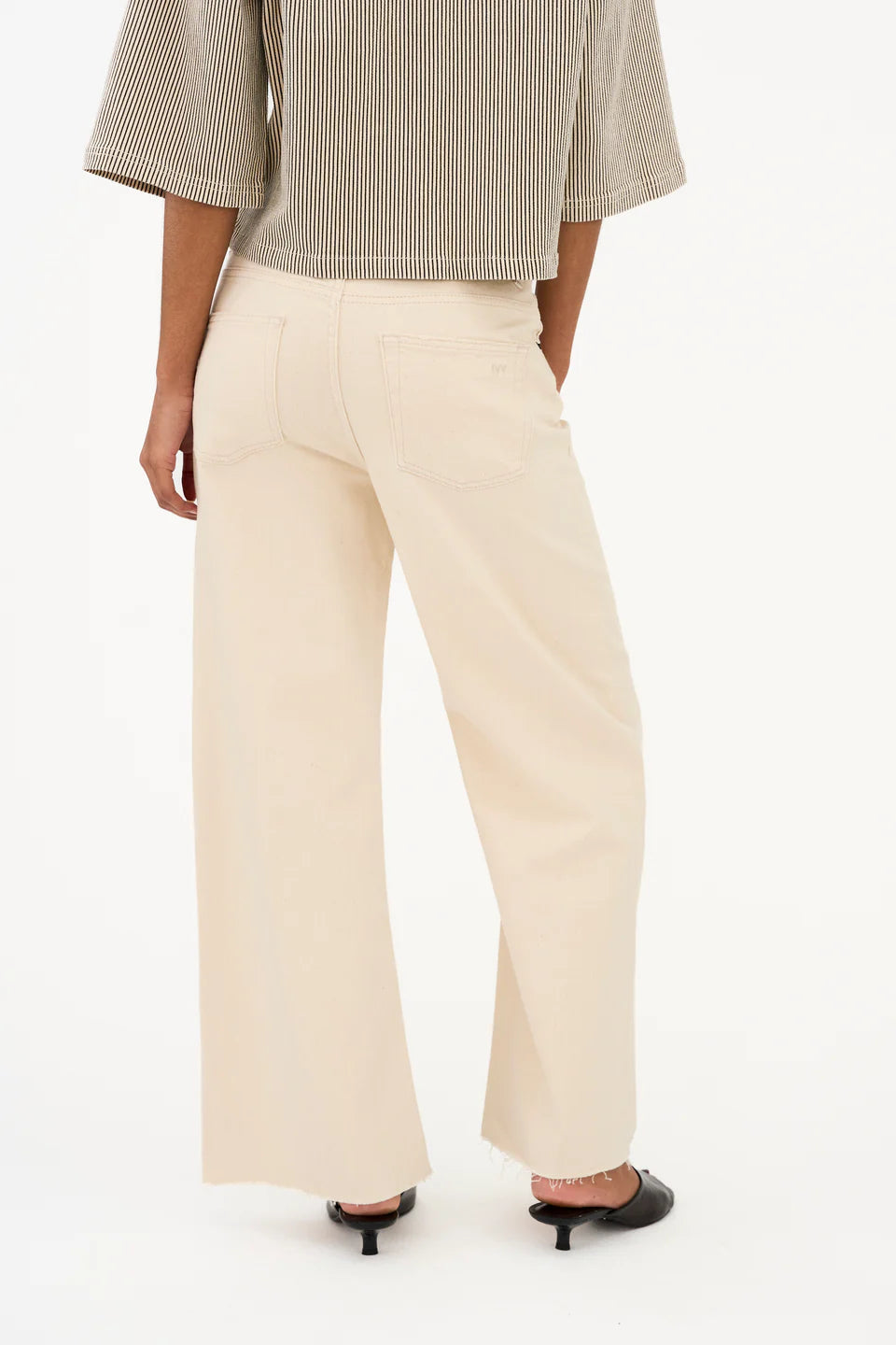 Medina Wide Cropped Jeans