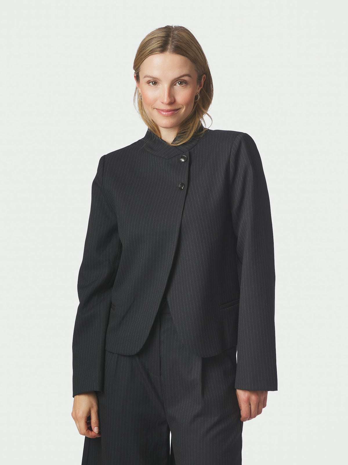Neo Noir - Jacket - Dark Navy - Tiria Slim Pinstripe Blazer
