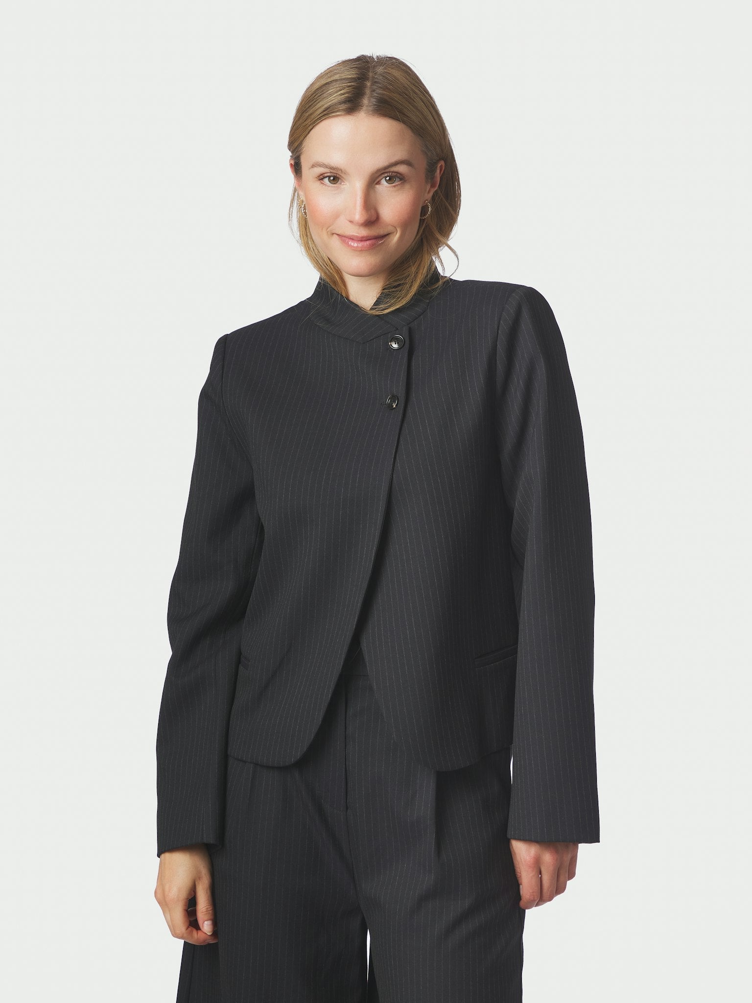 Neo Noir - Jacket - Dark Navy - Tiria Slim Pinstripe Blazer